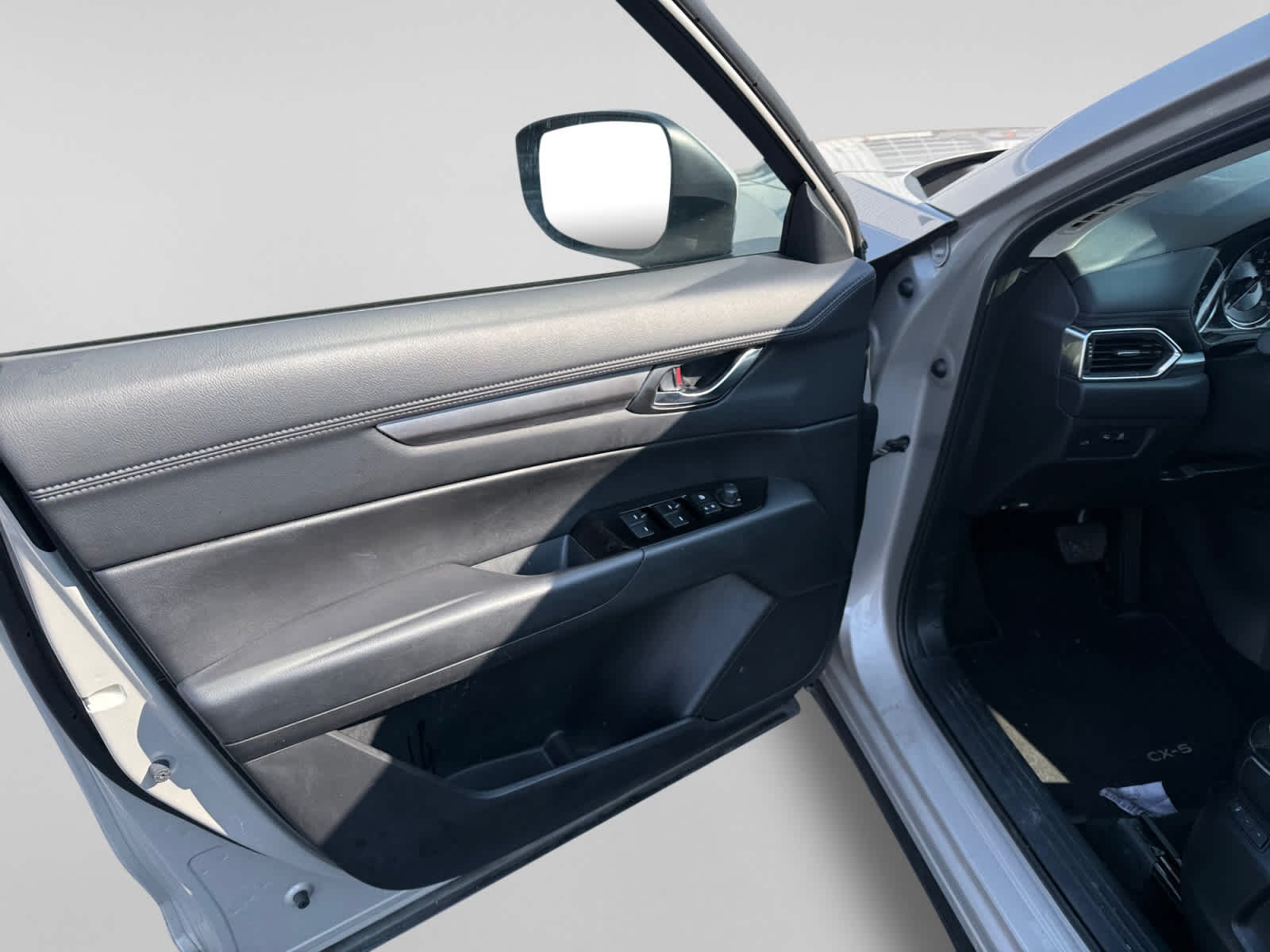Used 2025 Platinum Quartz Metallic Mazda 2.5 S Preferred Package image 10