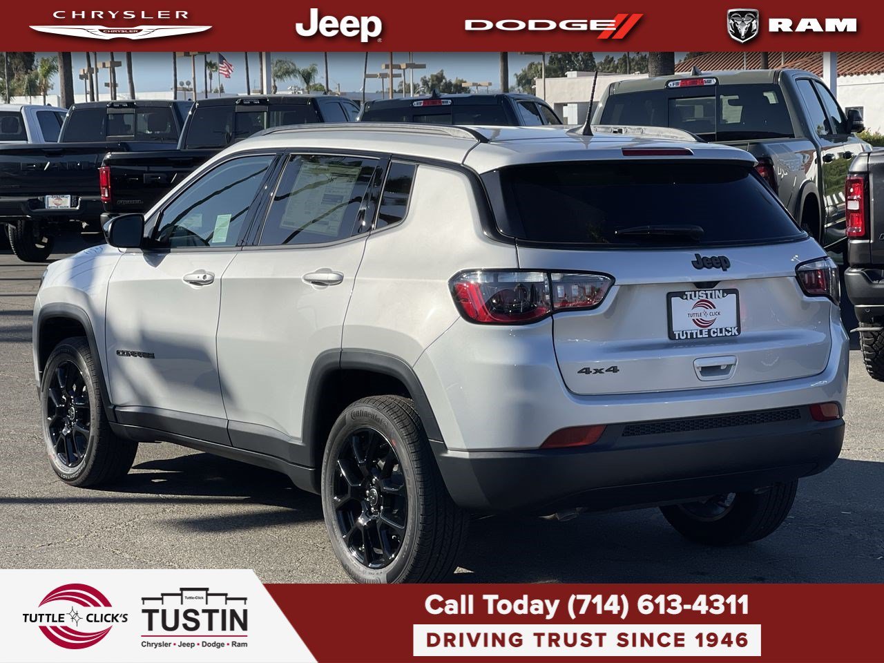 New 2026 Silver Zynith Metallic Clearcoat Jeep Latitude Altitude image 4