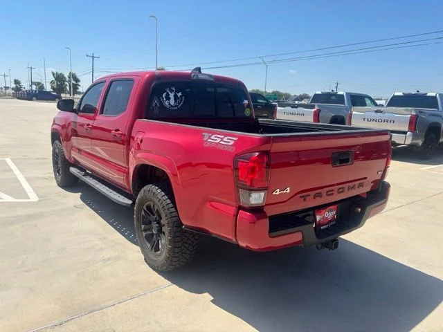 Used 2022 Red Toyota SR image 4