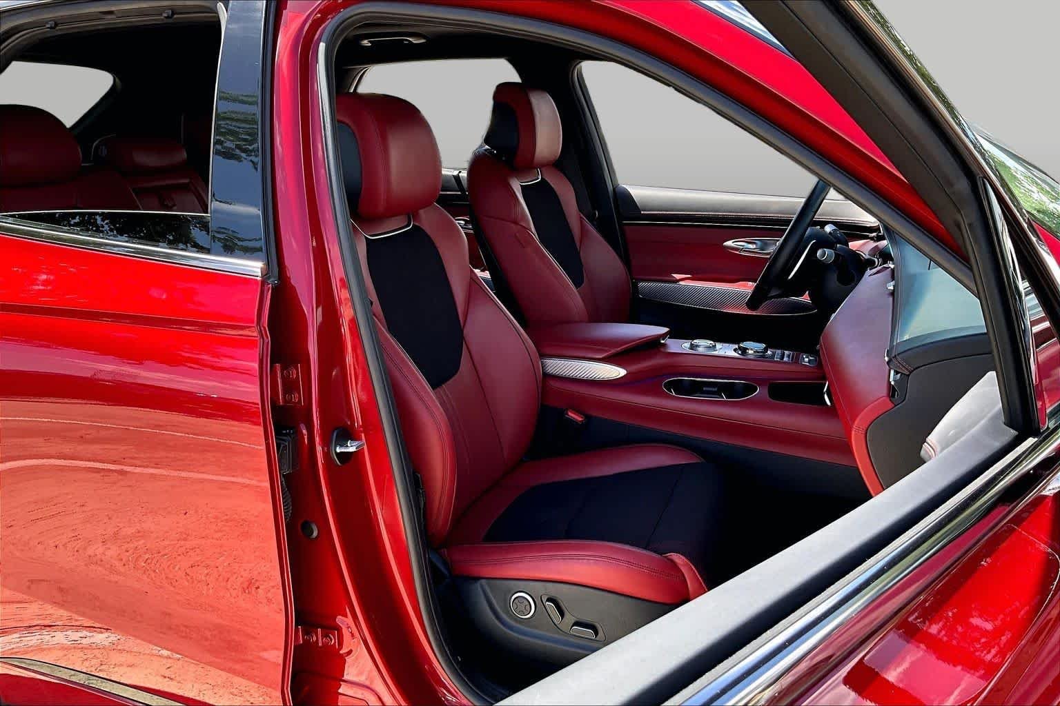 Used 2023 Mauna Red Genesis 2.5T image 9