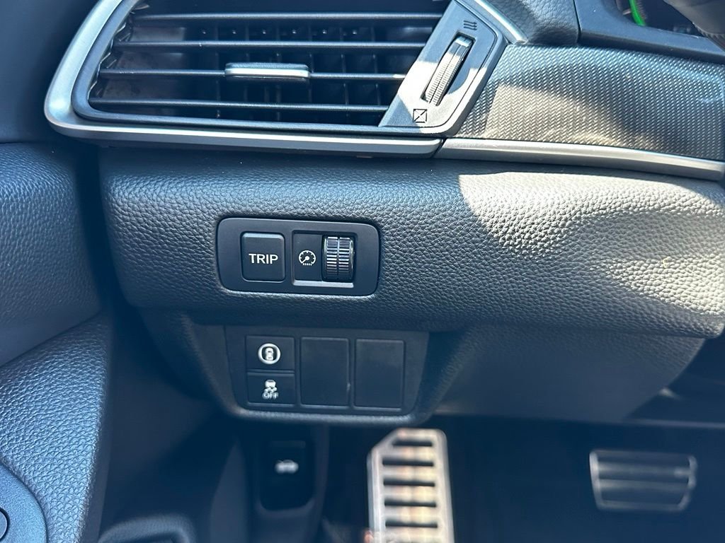 Used 2022  Honda Sport image 32
