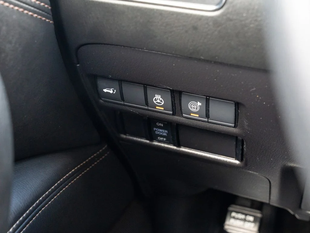 Used 2024 White Nissan Platinum image 34
