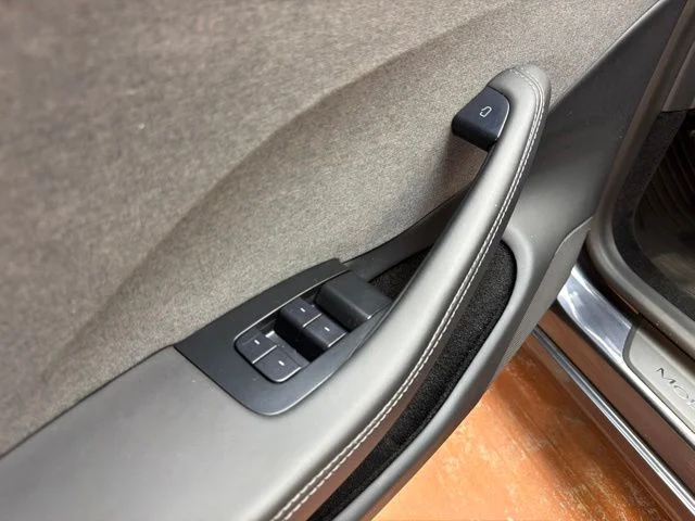 Used 2025 Stealth Gray Tesla  image 23