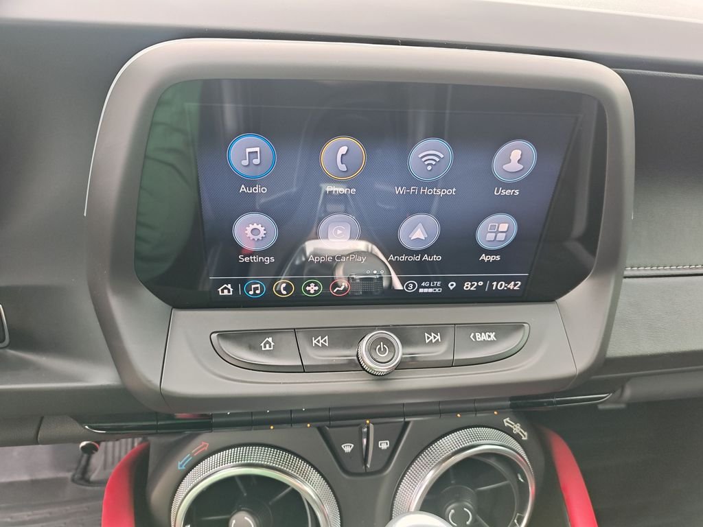 Used 2022 White Chevrolet LT1 image 20