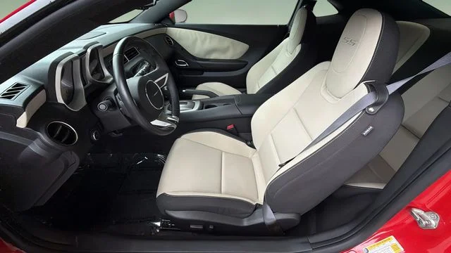 Used 2010 Red Chevrolet SS image 26