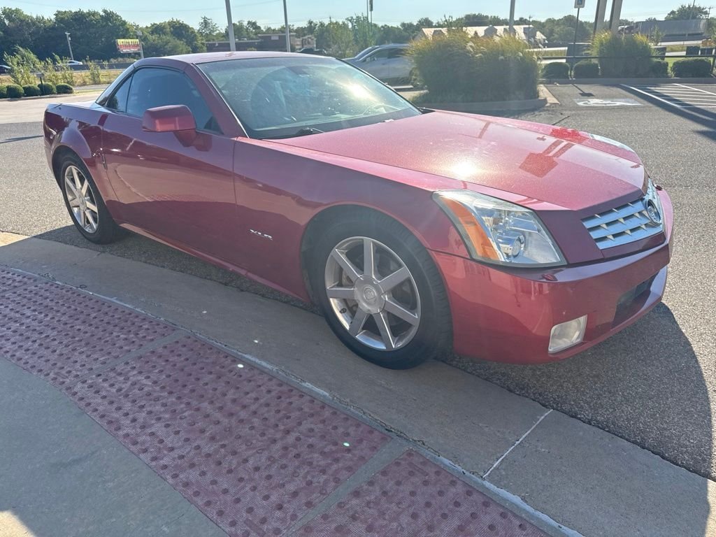 Used 2004 Red Cadillac Base image 3