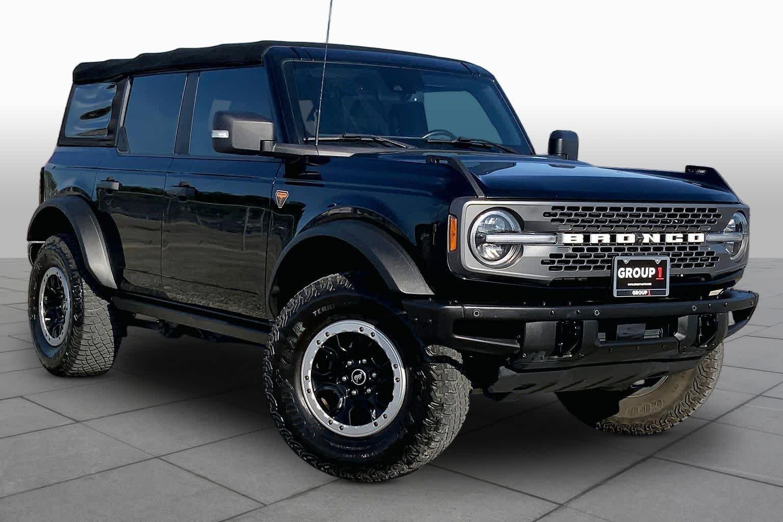 Used 2022 Shadow Black Ford Badlands image 4