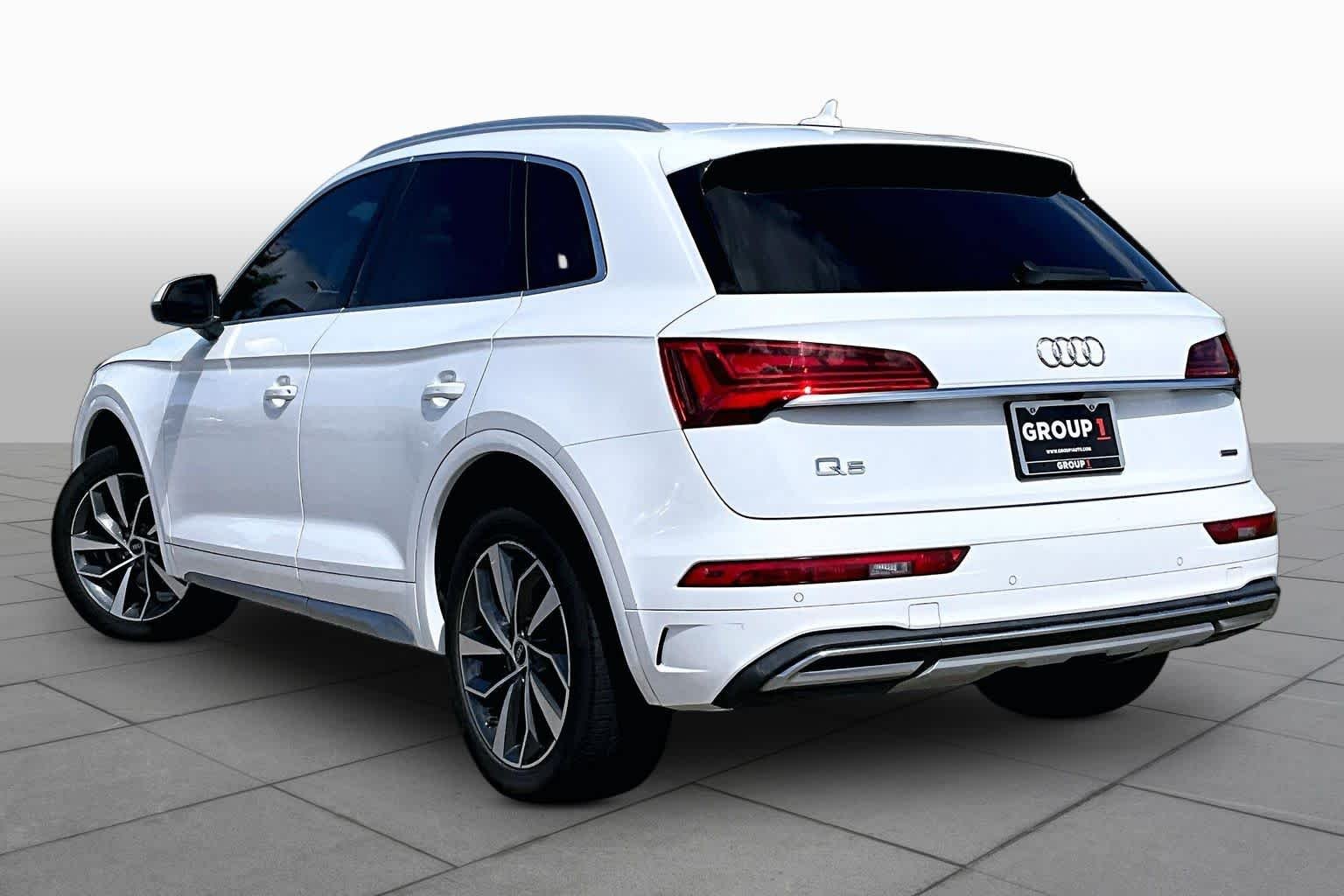 Used 2021 Brilliant Black Audi Premium Plus image 11
