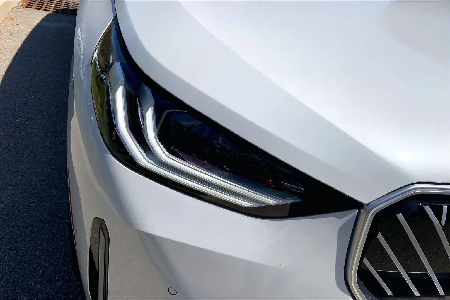 New 2026 Mineral White Metallic BMW 30 xDrive image 13