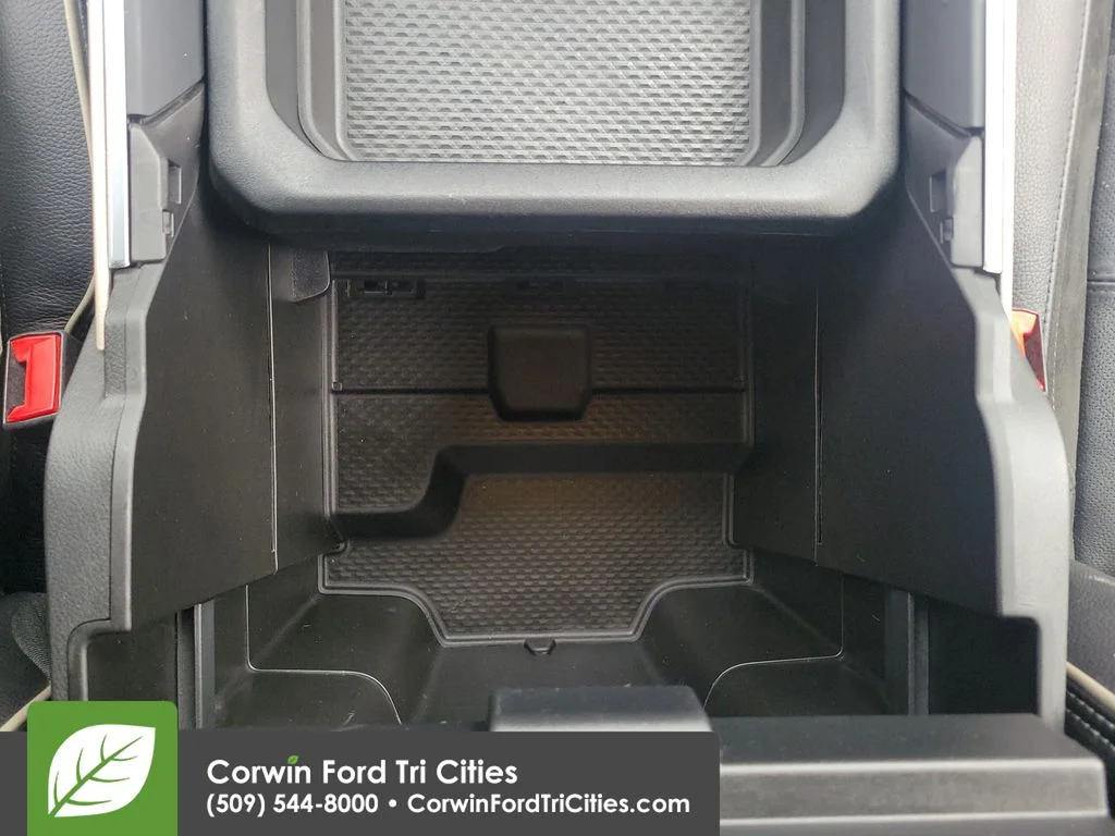 Used 2024 Diamond Black Ram Laramie image 32