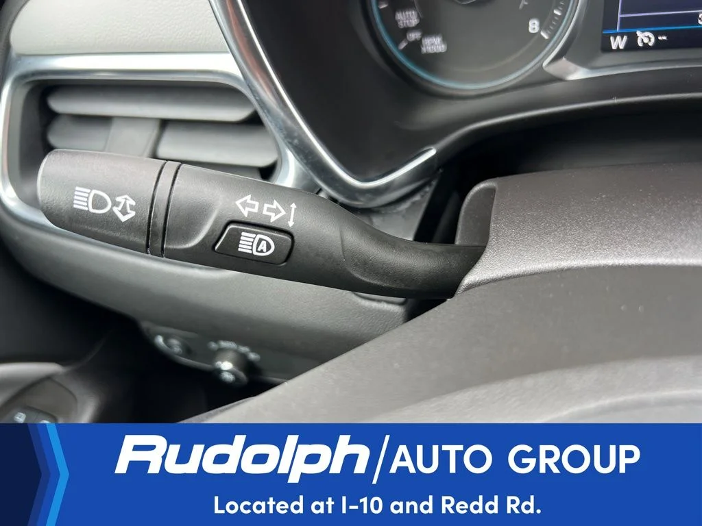 Used 2024 Sterling Gray Metallic Chevrolet LT image 34