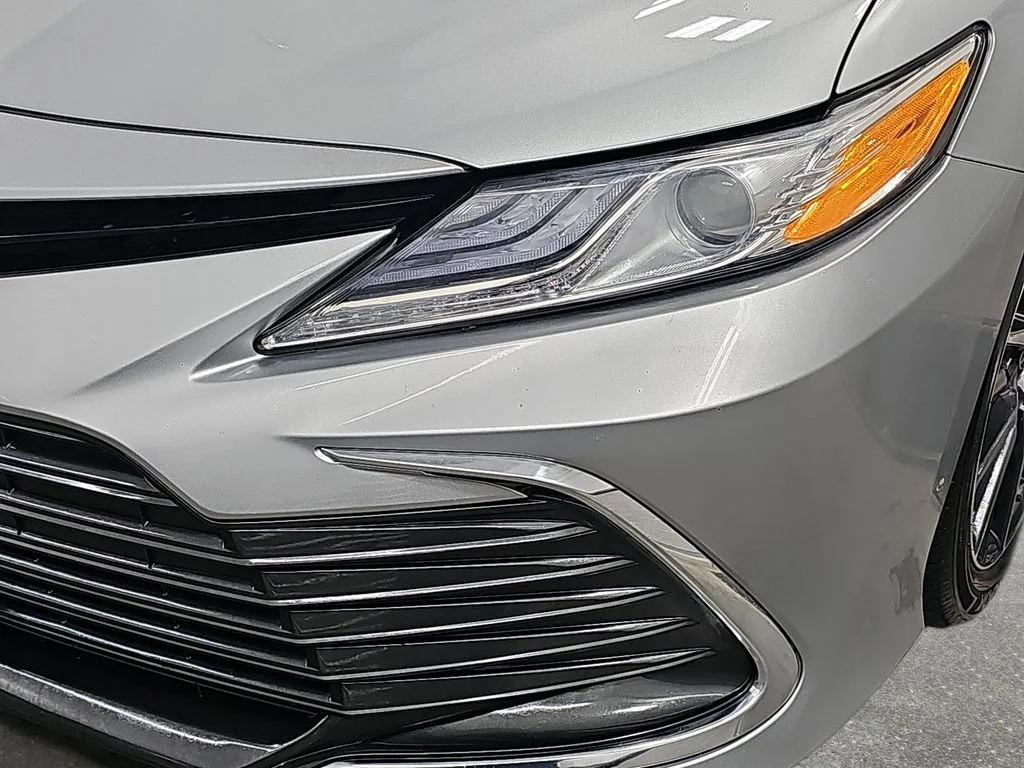 Used 2023 Silver Toyota XLE image 32