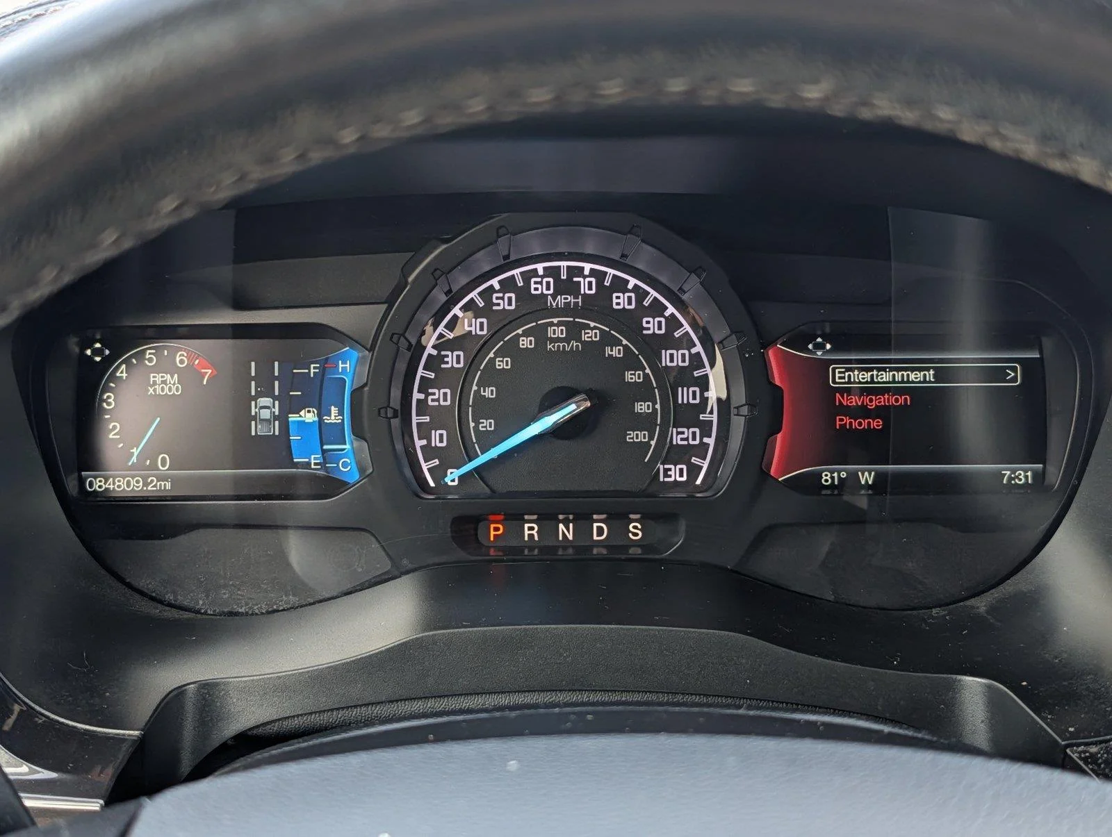 Used 2022 Cactus Gray Ford LARIAT image 23