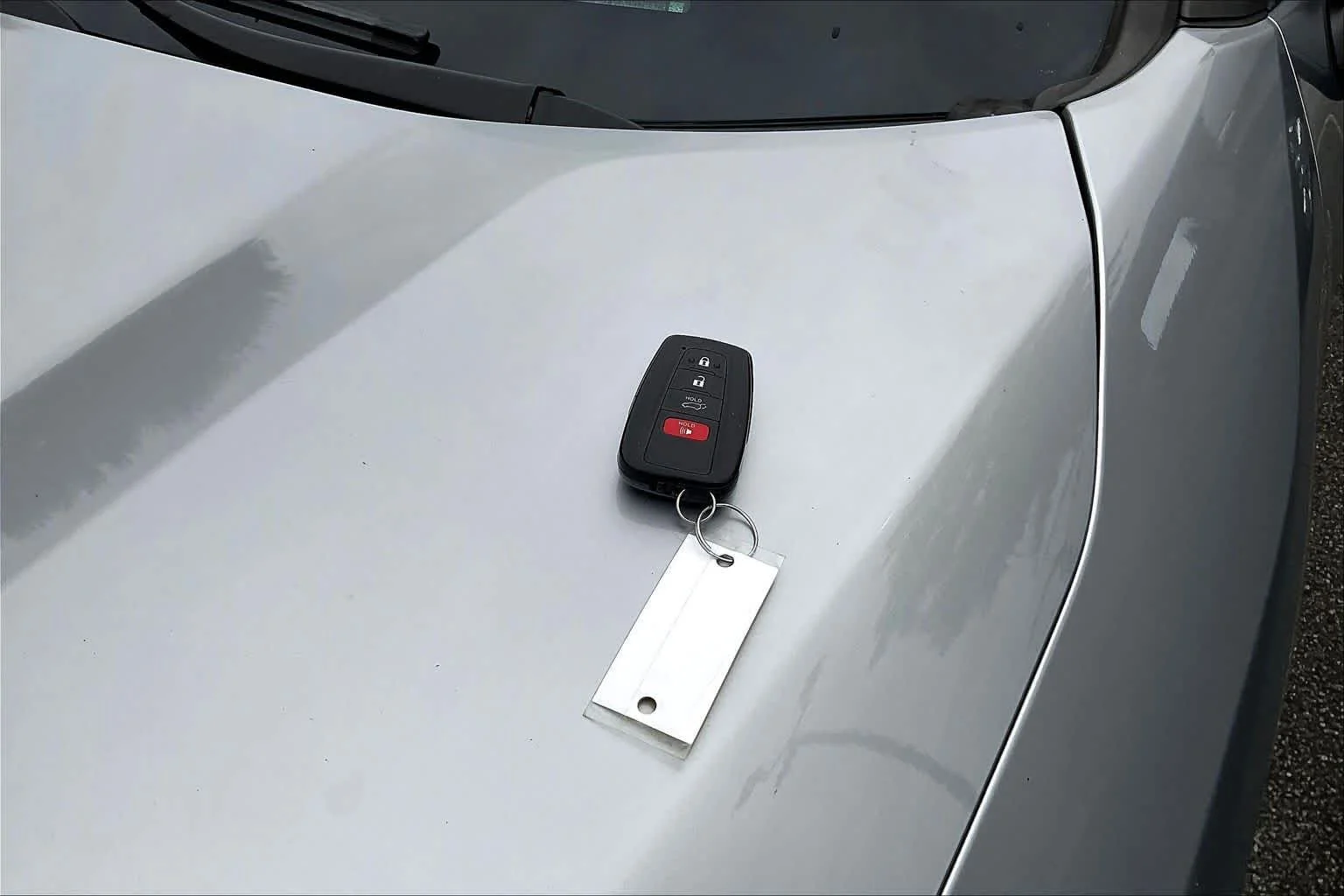 Used 2022 Silver Sky Metallic Toyota Hybrid XLE image 15