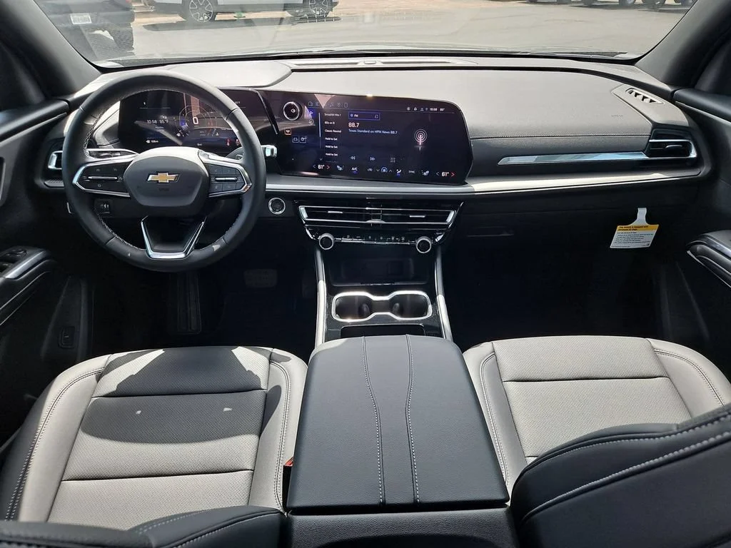 New 2026 Mosaic Black Metallic Chevrolet LT image 12