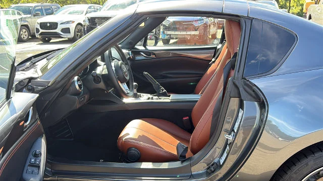 Used 2023 Gray Mazda Grand Touring image 9
