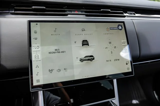2026 Land Rover Range Rover SE - Photo 36
