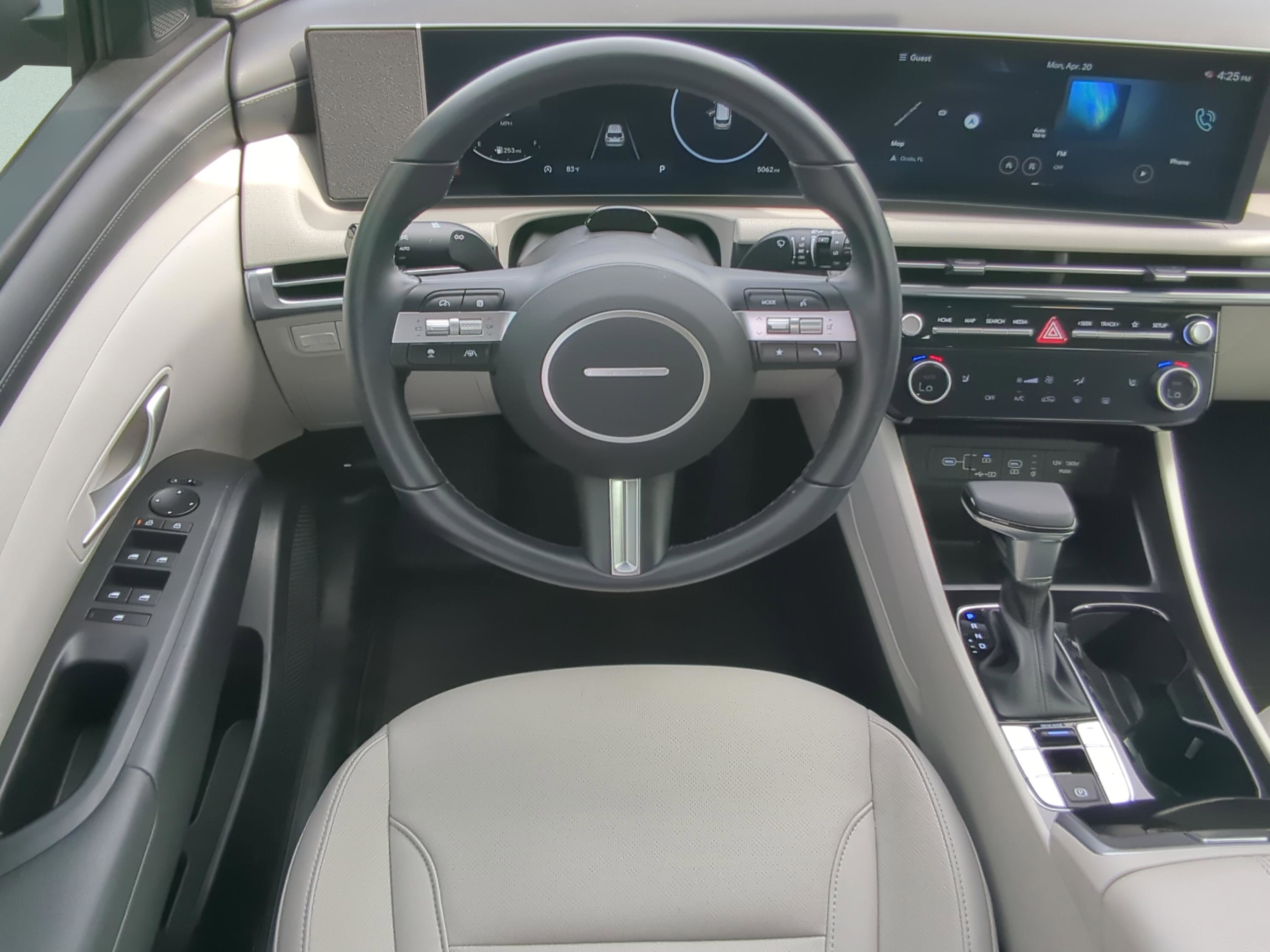 Used 2025 Ecotronic Gray Hyundai SEL Convenience image 13