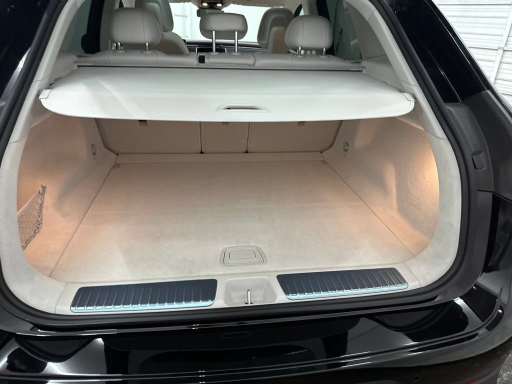 New 2026 Black Mercedes-Benz EQE 320 image 54