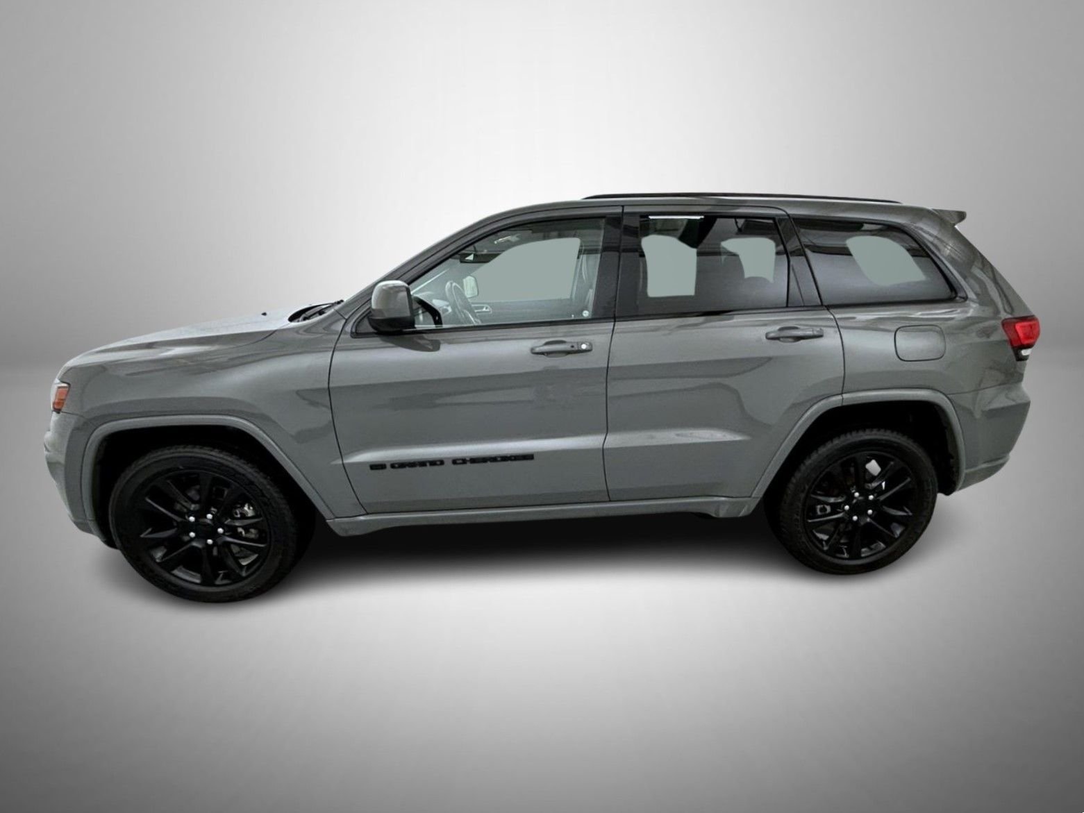Used 2022 Gray Jeep Laredo X image 8