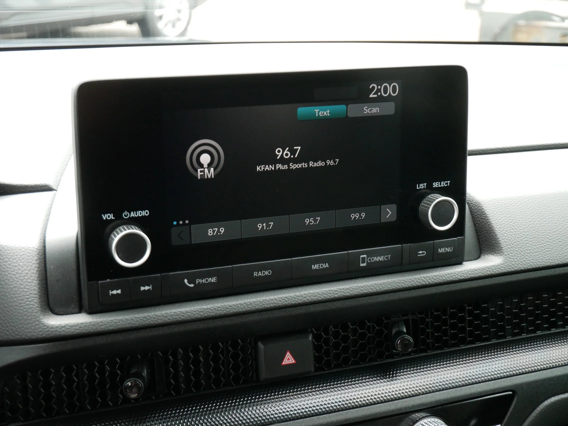 2024 Honda CR-V LX - Photo 22