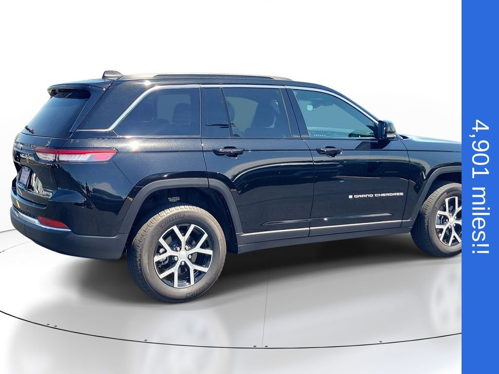 Used 2025 Black Jeep Limited image 4