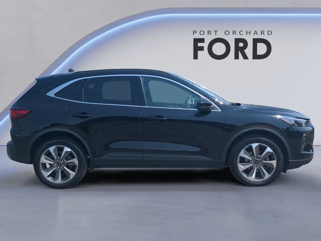Used 2024 Black Ford Platinum image 8