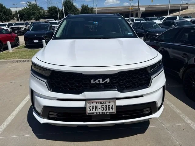 Used 2023 White Kia SX Prestige image 3