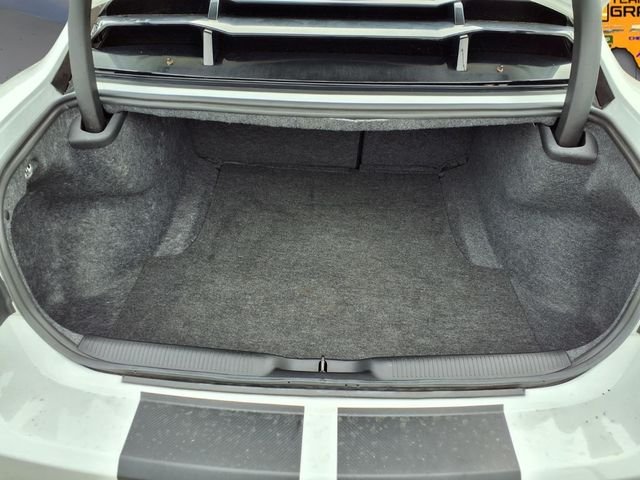 Used 2022 White Dodge R/T Scat Pack image 9