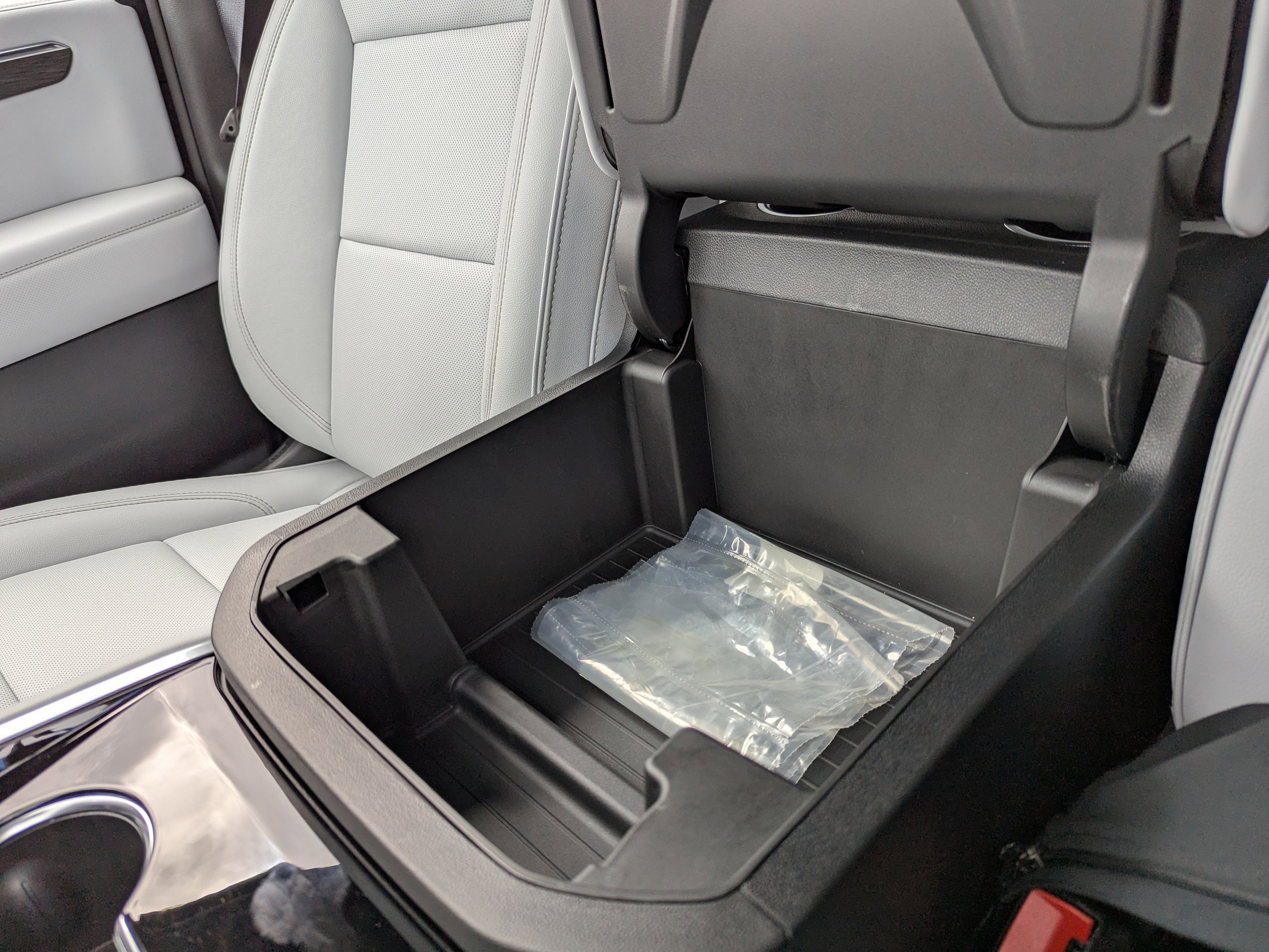 2025 Chevrolet Suburban Premier - Photo 27