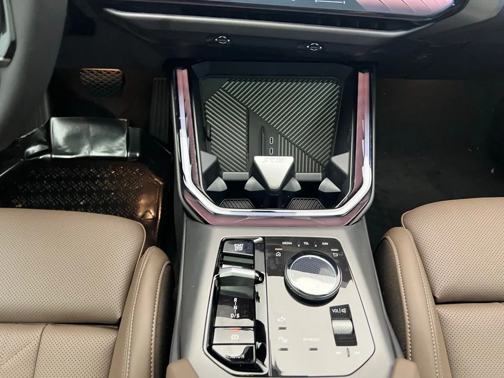 New 2026 Skyscraper Grey Metallic BMW 30 xDrive image 11