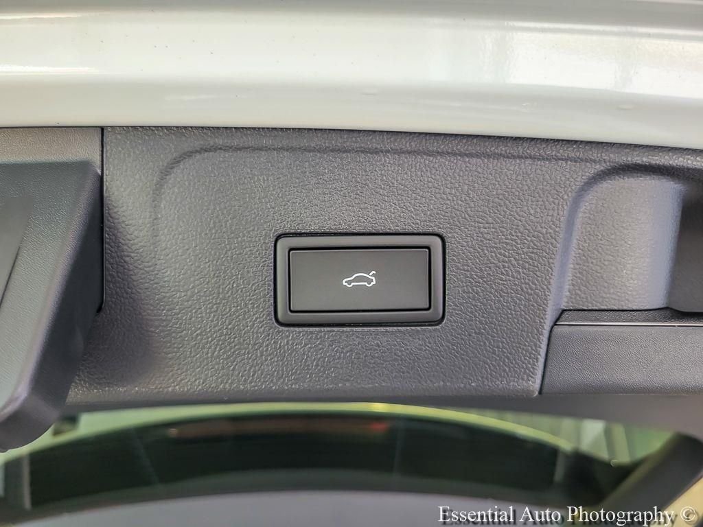 New 2026 Opal White Pearl Volkswagen 2.0T SEL image 19