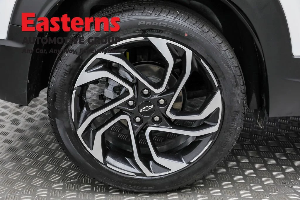 Used 2024 White Chevrolet RS image 30