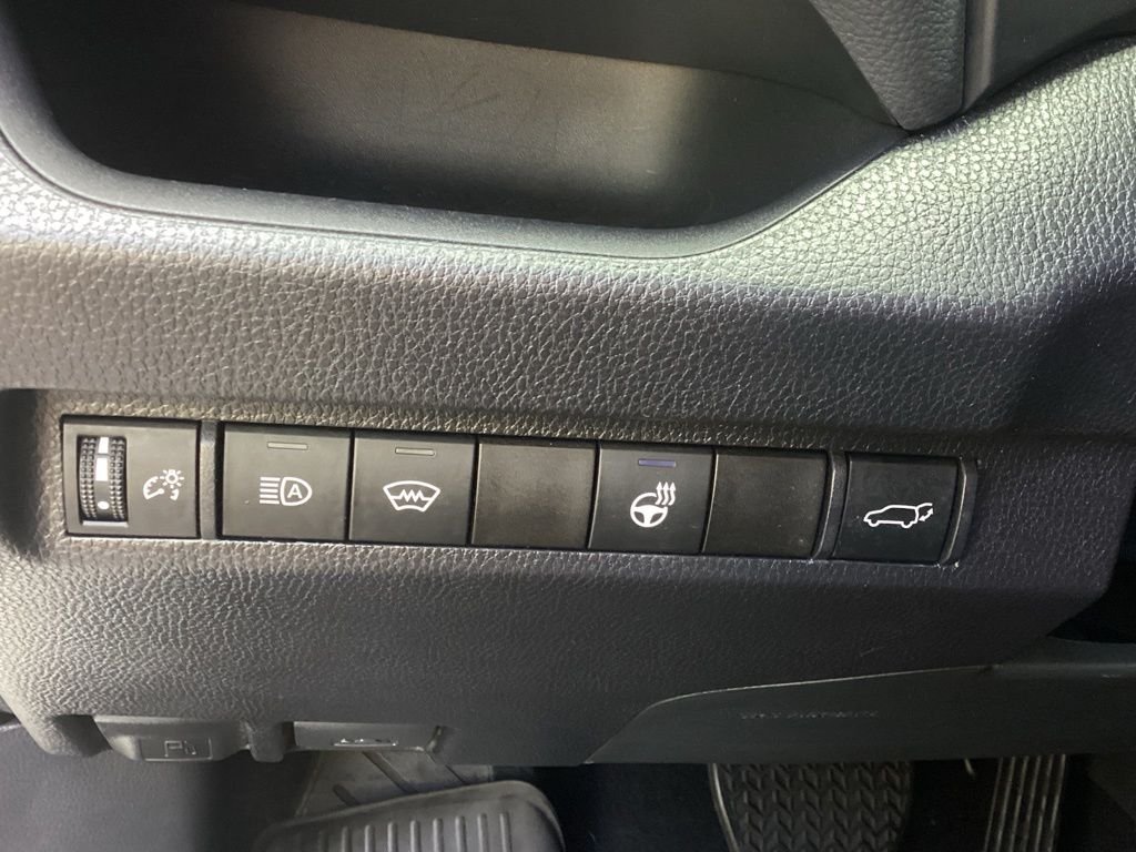 Used 2024 White Toyota XLE image 18
