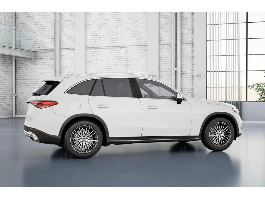 New 2026 White Mercedes-Benz GLC 300 image 18