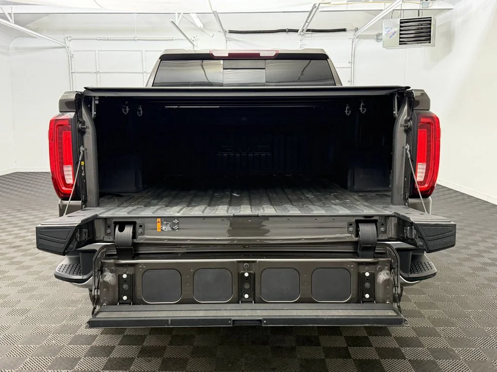Used 2019 Smokey Quartz Metallic GMC SLT image 25