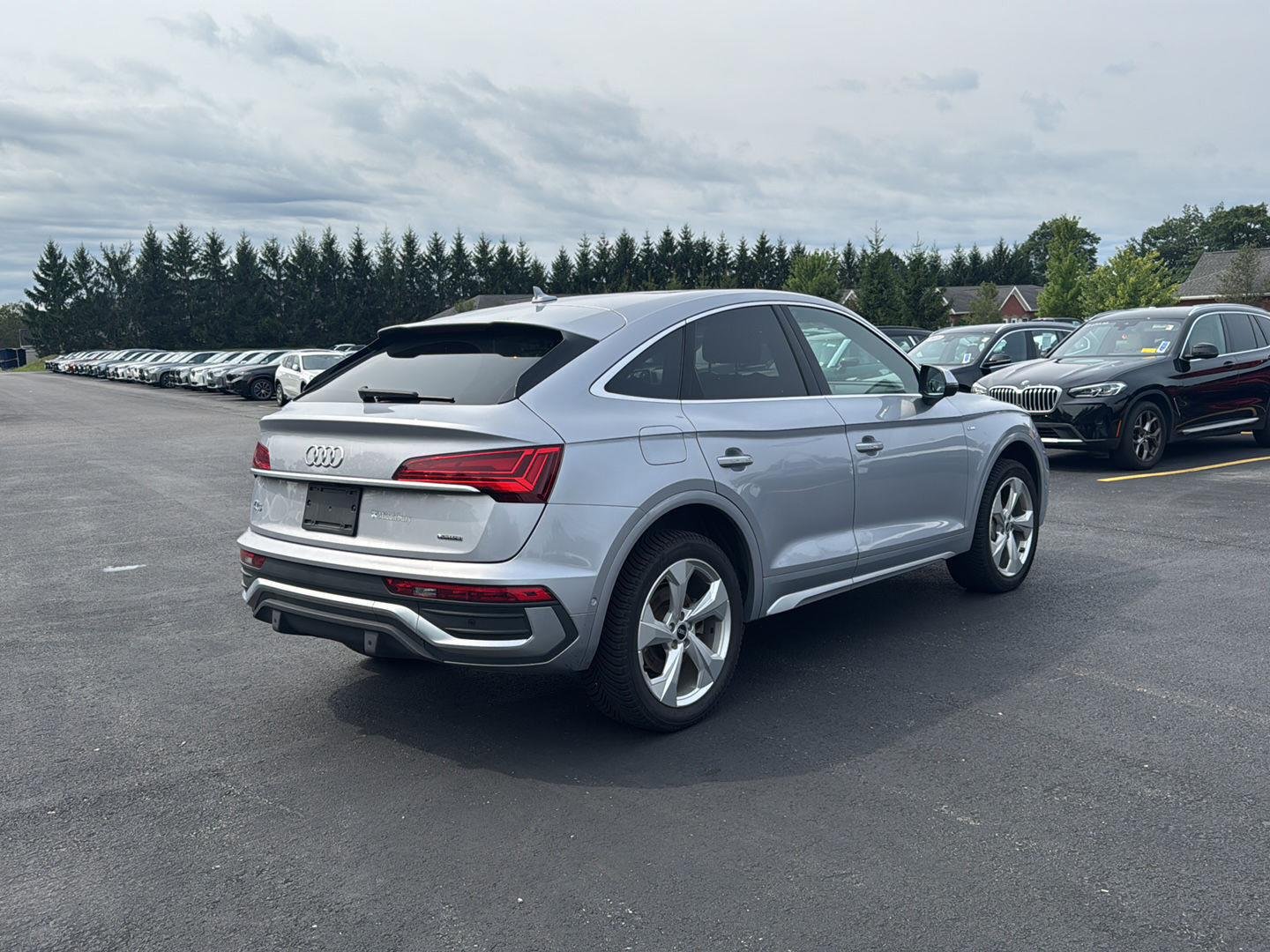 Used 2022 Florett Silver Metallic Audi S line Prestige image 3