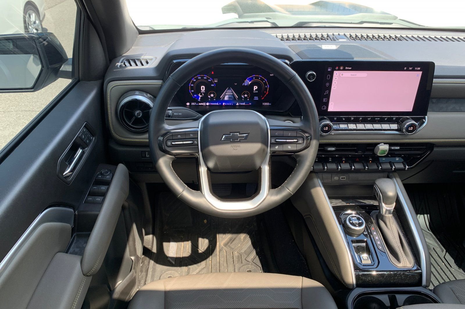 Used 2024 White Chevrolet ZR2 image 17