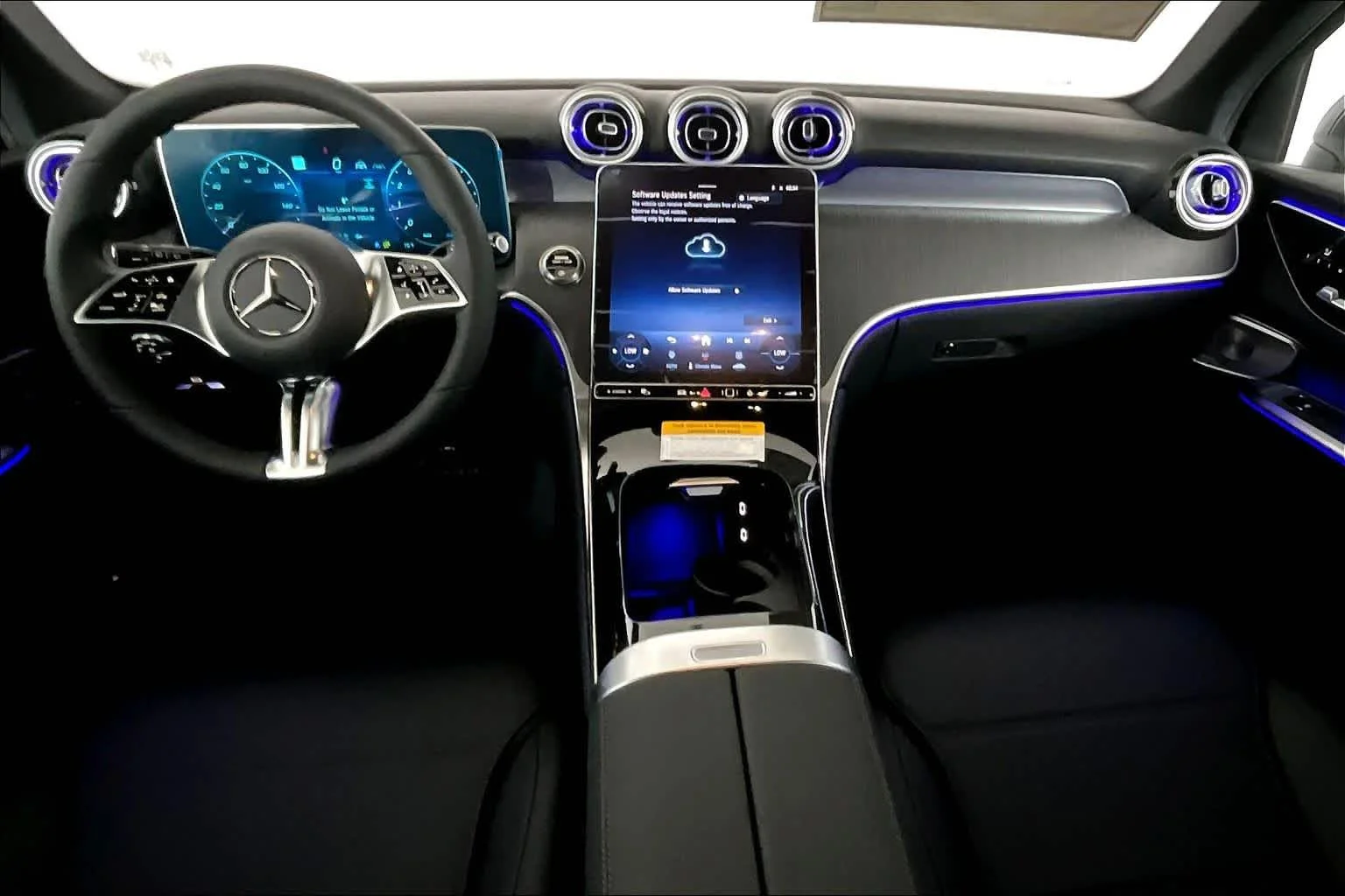 New 2026 040/Black Mercedes-Benz GLC 300 image 8