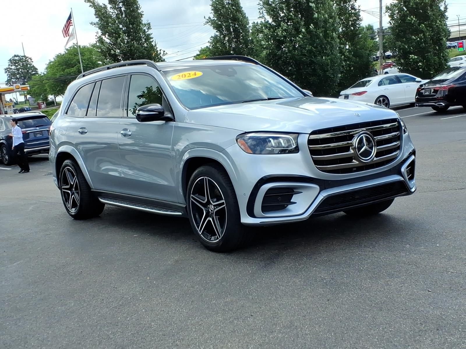 Certified Used 2024  Mercedes-Benz GLS 450 image 8