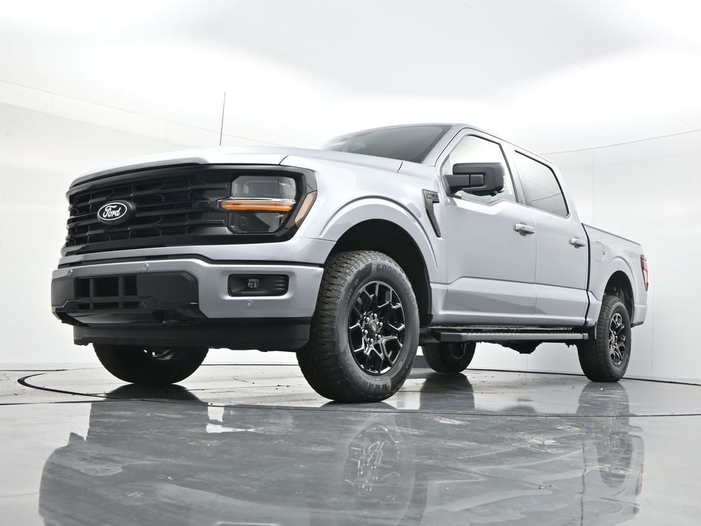 New 2026 Iconic Silver Metallic Ford XLT image 38