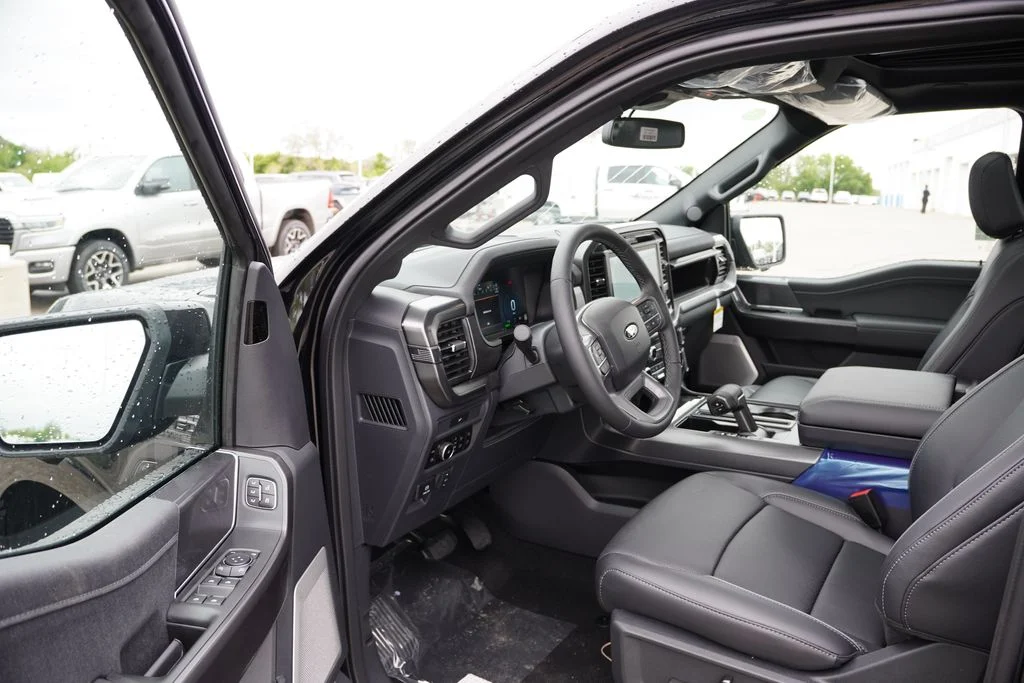 New 2026 Agate Black Metallic Ford Lariat image 11