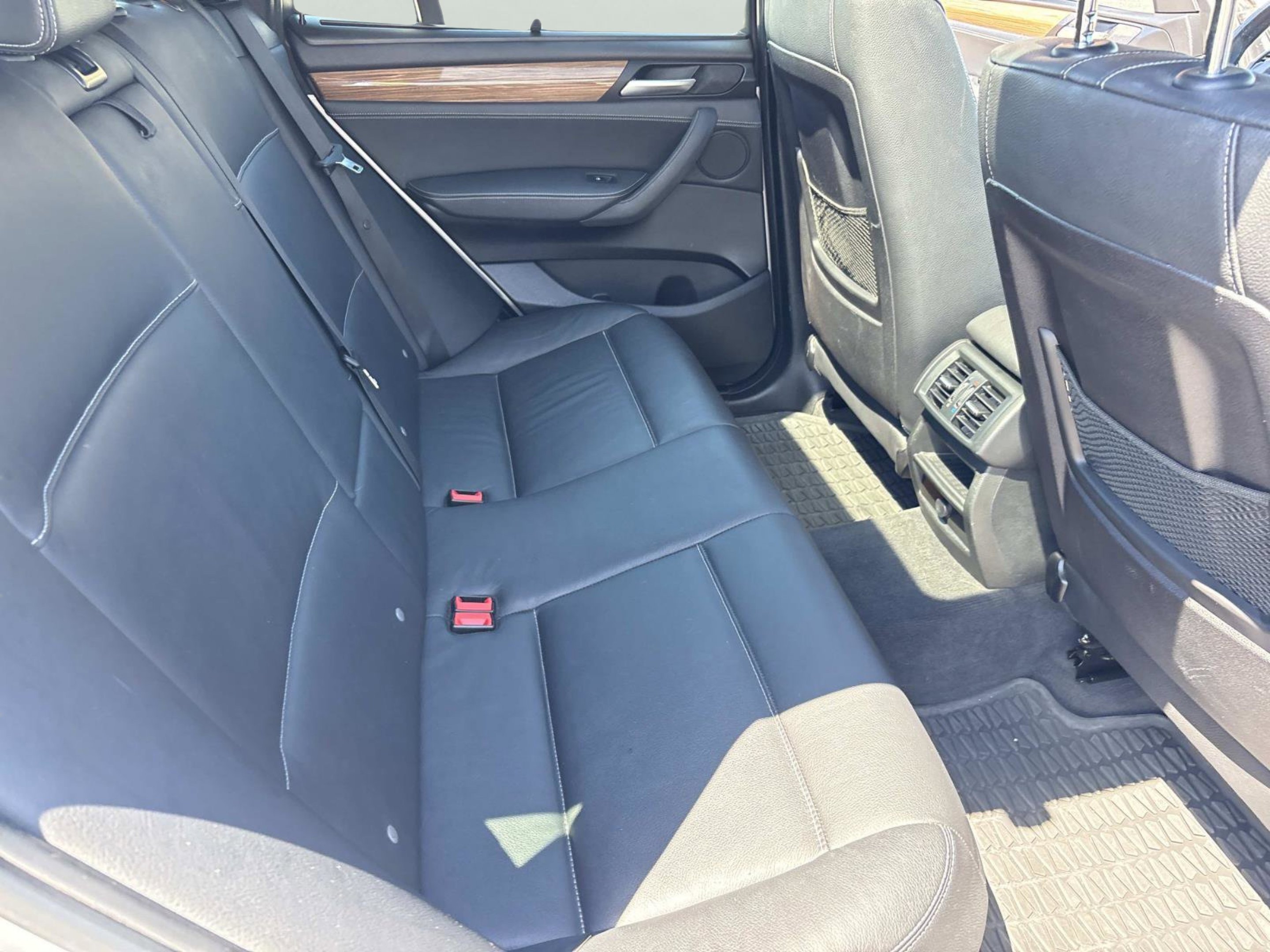 Used 2013 Titanium Silver Metallic BMW xDrive35i image 16