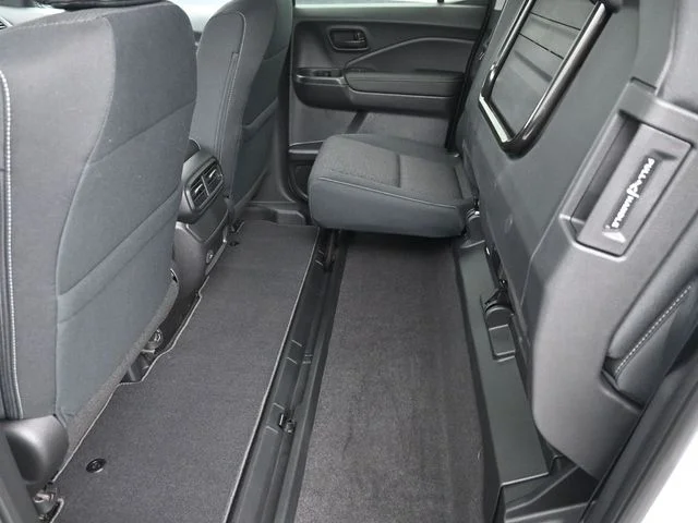 2026 Honda Ridgeline Sport - Photo 23