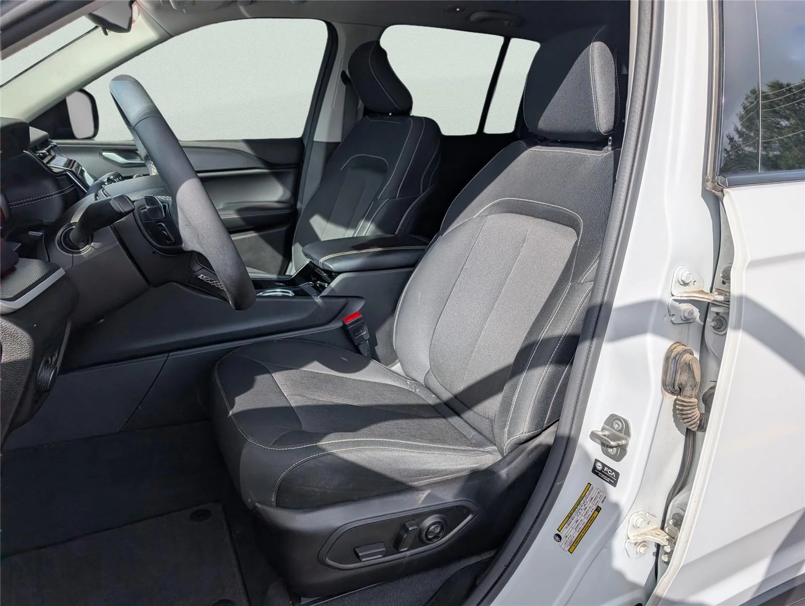 Used 2023 Bright White Clearcoat Jeep Laredo image 35