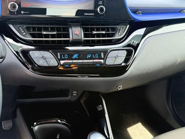 Certified Used 2021 BLUE ECLIPSE MET Toyota XLE image 22