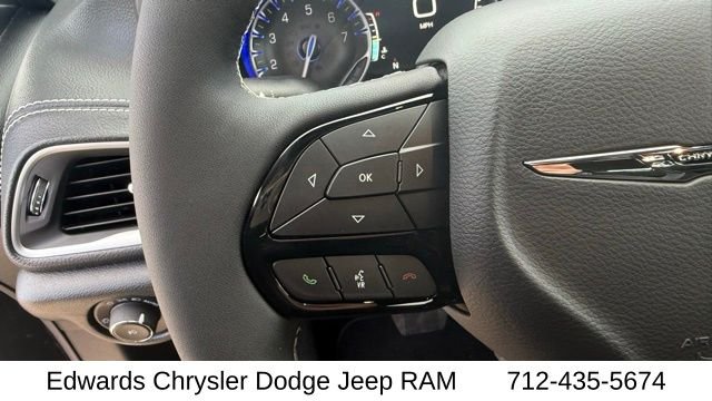 2026 Chrysler Pacifica Select - Photo 22