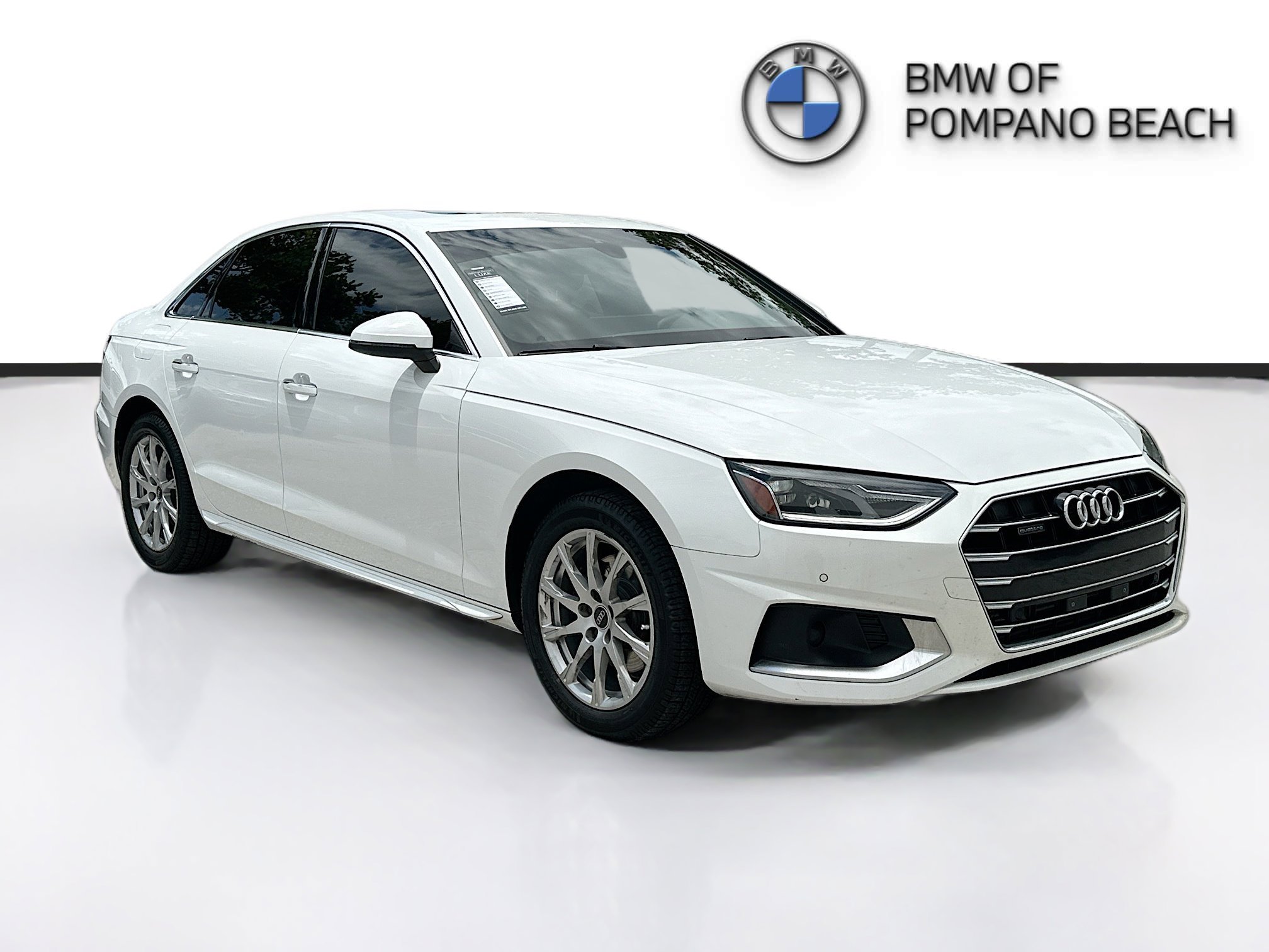 2021 Audi A4 40 quattro S tronic Premium's photo