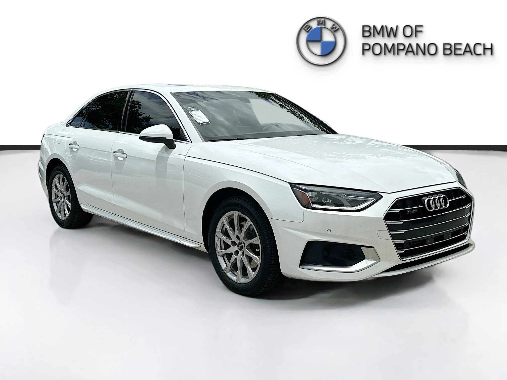 2021 Audi A4 40 quattro S tronic Premium's photo
