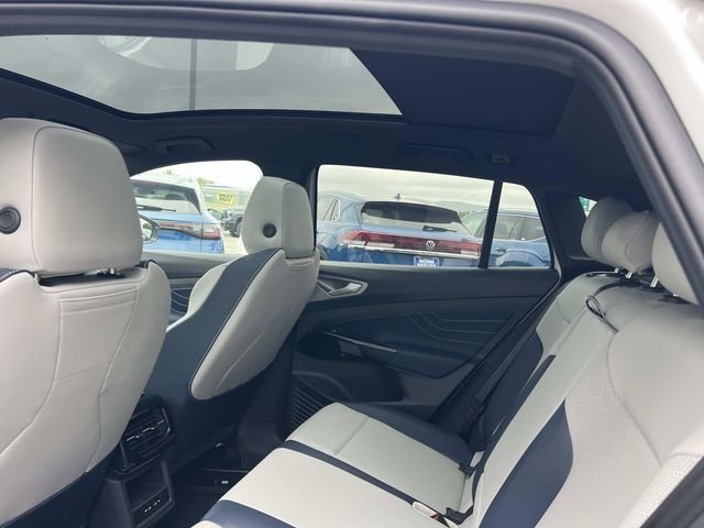 New 2026 White/off-white Volkswagen Pro S image 23